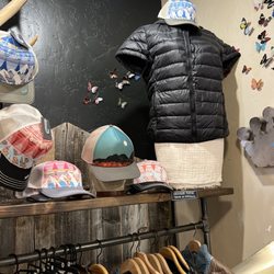 The Blue Pear - Designer puffy jacket and pistel hats.