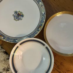 East End Hospice Thrift Shop - Scored 4 of these small bowls for $2.50 ($5 but half off entire shop today) to go with my Lenox set I already owned above it