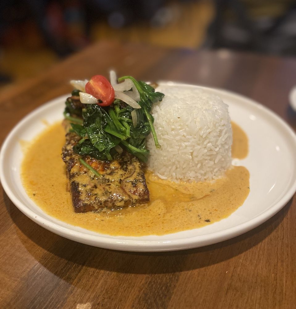 Food from Orchid7 Fusion Bar & Grill