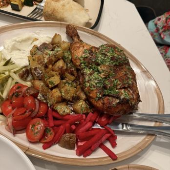Meddys - Garlicky Chicken - Mediterranean Near Me - Kansas City, Missouri Meddys - Garlicky Chicken - Mediterranean Near Me - Kansas City, Missouri