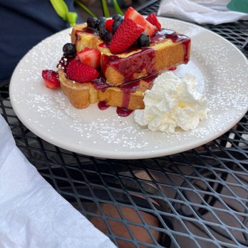 Caffe Mona La Bistro - Berries French Toast - Breakfast & Brunch Near Me - Pittsburgh, Pennsylvania Caffe Mona La Bistro - Berries French Toast - Breakfast & Brunch Near Me - Pittsburgh, Pennsylvania