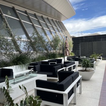 Star Alliance Lax - The terrace area (past shower area) - Airport Lounges Near Me - Los Angeles, California Star Alliance Lax - The terrace area (past shower area) - Airport Lounges Near Me - Los Angeles, California