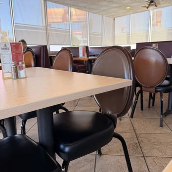 Versailles - Cuban Near Me - Los Angeles, California