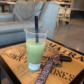 Tea Fresho - Matcha oat latte - Bubble Tea Near Me - Chandler, Arizona Tea Fresho - Matcha oat latte - Bubble Tea Near Me - Chandler, Arizona