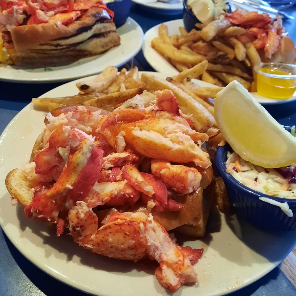 Boston Sail Loft - Lobster rolls - Bars Near Me - Boston, Massachusetts Boston Sail Loft - Lobster rolls - Bars Near Me - Boston, Massachusetts