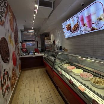 BeaverTails - Desserts Near Me - Banff, Alberta