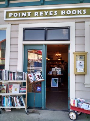 Point Reyes Books by null