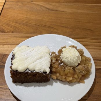 The Lakehouse - thanksgiving dessert - New American Near Me - Bellevue, Washington The Lakehouse - thanksgiving dessert - New American Near Me - Bellevue, Washington