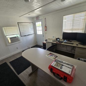 Clean 2 a T - Weekly office cleaning - Home Cleaning Near Me Clean 2 a T - Weekly office cleaning - Home Cleaning Near Me