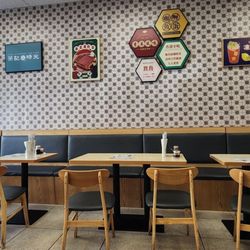 HK Cafe - Dining area