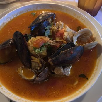 Café Figaro - Cioppino - Italian Near Me - Burlingame, California