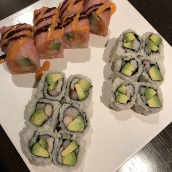 Sake Asian - Lobster roll speciality, shrimp avocado roll, Westbury roll - Sushi Bars Near Me - Massapequa, New York