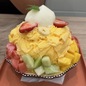 Ever After Tearoom & Eatery - Mango Carriage (serve 2-4 people) - Shaved Ice Near Me - Irvine, California