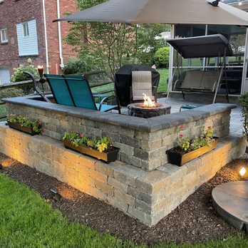 Lutz's Landscaping - Patio with seating wall - Fireplace Services Near Me - Glenshaw, Pennsylvania Lutz's Landscaping - Patio with seating wall - Fireplace Services Near Me - Glenshaw, Pennsylvania