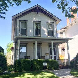 North Esplanade Park - Historic home built in 1887 at North Esplanade Park