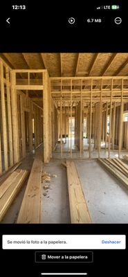 Emanuel Construction Logo