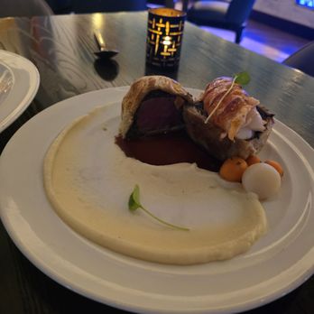 Gordon Ramsay Hell's Kitchen - Beef wellington, added lobster tail - New American Near Me - Miami, Florida