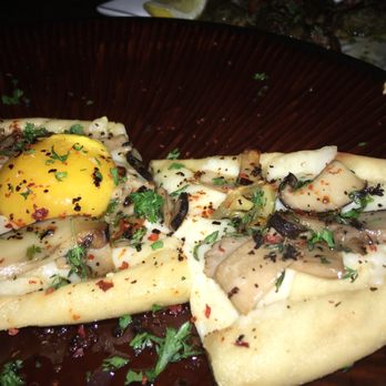 Taxim - Mushroom Flatbread - Greek Near Me - Chicago, Illinois Taxim - Mushroom Flatbread - Greek Near Me - Chicago, Illinois