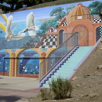 Bluff Park - Unseen from the street - Parks Near Me - Long Beach, California Bluff Park - Unseen from the street - Parks Near Me - Long Beach, California