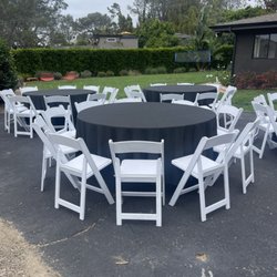 Affordable Party Rentalz & Services - Table/chair/ linen