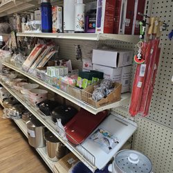 LiuJi Asian Food Market - Inside