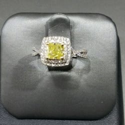 Blust's Jewelers - Wedding rings