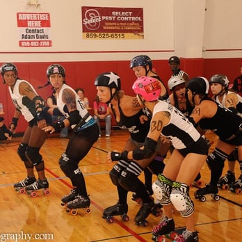 Black N Bluegrass Rollergirls - photo: King-Photography - Professional Sports Teams Near Me - Ft Mitche, Kentucky
