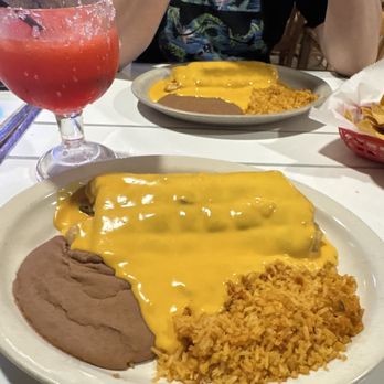 La Antigua - I mean look at this monstrosity of a beautiful burrito in all its perfectionness and don't even get me started on the Big Red Margarita!! - Seafood Near Me - Port Lavaca, Texas La Antigua - I mean look at this monstrosity of a beautiful burrito in all its perfectionness and don't even get me started on the Big Red Margarita!! - Seafood Near Me - Port Lavaca, Texas