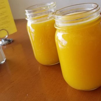 Humble Bee - Orange juice, freshly squeezed - Breakfast & Brunch Near Me - Northridge, California Humble Bee - Orange juice, freshly squeezed - Breakfast & Brunch Near Me - Northridge, California
