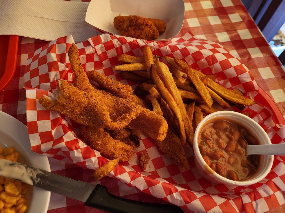 Brady's Restaurant Logo