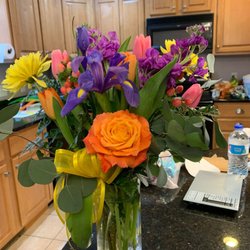 LeFrancois Floral & Gifts