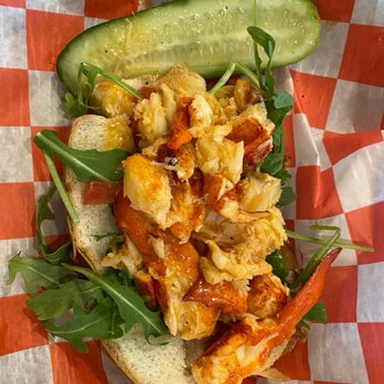Artisan Eatery - Lobster roll - New American Near Me - Fort Myers, Florida Artisan Eatery - Lobster roll - New American Near Me - Fort Myers, Florida