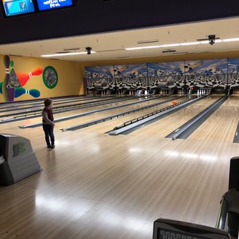 Morgan Hill Bowl - Kid friendly - Bowling Near Me - Morgan Hill, California Morgan Hill Bowl - Kid friendly - Bowling Near Me - Morgan Hill, California