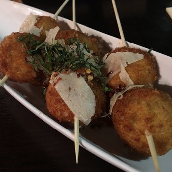 Common Theory - Gastropubs Near Me - San Diego, California Common Theory - Gastropubs Near Me - San Diego, California