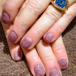 Platinum Salon & Spa - Pink glitter dip manicure .