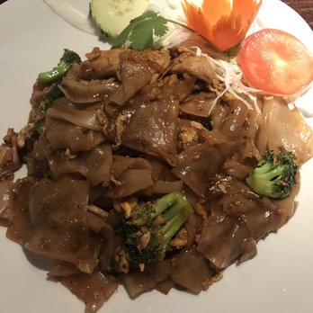 The Elephant - Geneva - Very good Pad si ew. - Thai Near Me - Geneva, New York The Elephant - Geneva - Very good Pad si ew. - Thai Near Me - Geneva, New York