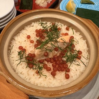 Iyasaka - Clay pot rice w/ salmon & salmon roe (ikura) - Japanese Near Me - Costa Mesa, California
