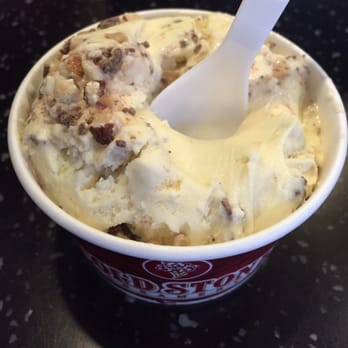 Cold Stone Creamery - Like It! French Vanilla with Heath & Almond toppings. - Ice Cream & Frozen Yogurt Near Me - Corona, California Cold Stone Creamery - Like It! French Vanilla with Heath & Almond toppings. - Ice Cream & Frozen Yogurt Near Me - Corona, California