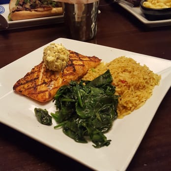 Dave & Buster's Vaughan - Salmon topped with butter, rice, and spinach - American Near Me - Vaughan, Ontario Dave & Buster's Vaughan - Salmon topped with butter, rice, and spinach - American Near Me - Vaughan, Ontario