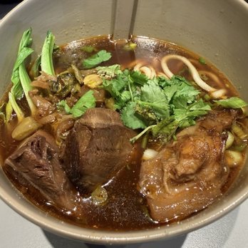 Myst Asian Bistro - Beef and -半筋半肉麵 / Beef Shank & Tendon Noodle Soup - Asian Fusion Near Me - Vancouver, British Columbia