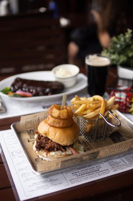 Norman's Tavern by null