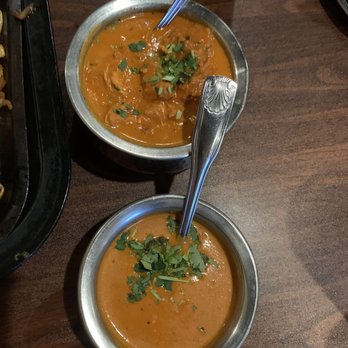 Tandoori Oven - Chicken Tika Masala is the top bowl & the side of Masala is the bottom bowl. - Indian Near Me - Logan, Utah Tandoori Oven - Chicken Tika Masala is the top bowl & the side of Masala is the bottom bowl. - Indian Near Me - Logan, Utah