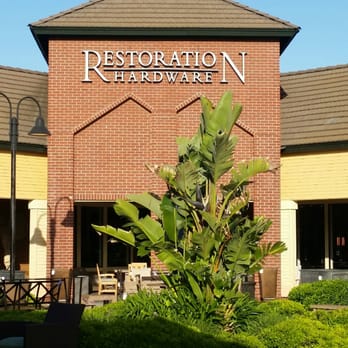Vacaville Premium Outlets - Shopping Centers Near Me - Vacaville, California