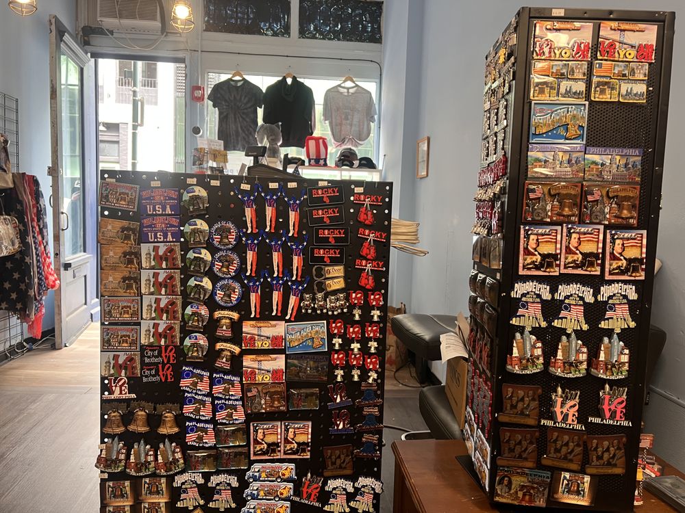 ROCKY PHILLY SOUVENIRS Updated October 2024 48 S 3rd St