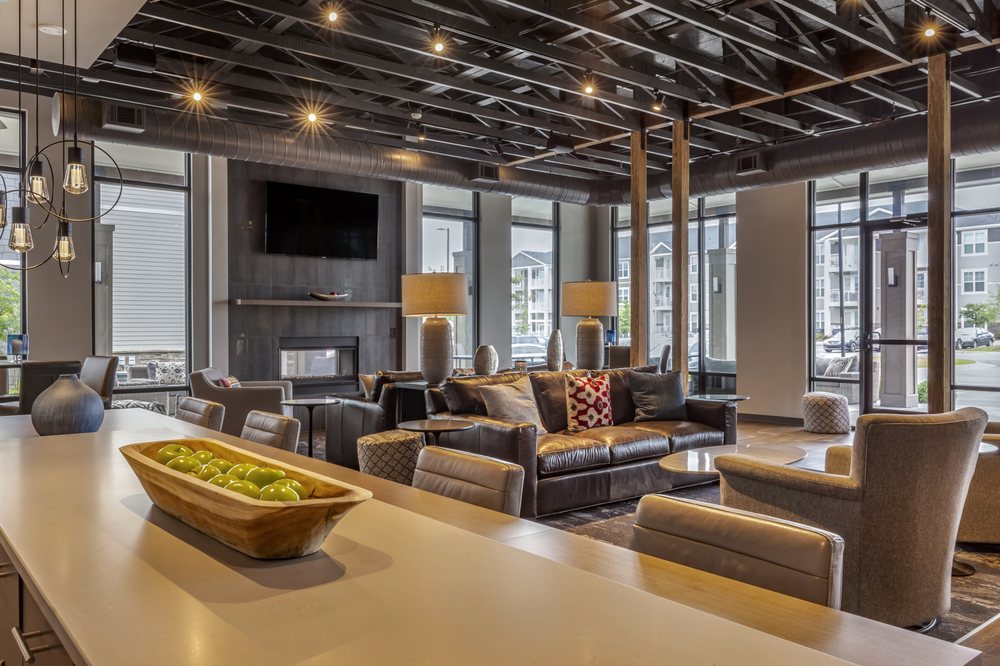 HUDSON 5401 APARTMENTS Updated September 2024 27 Photos 7760