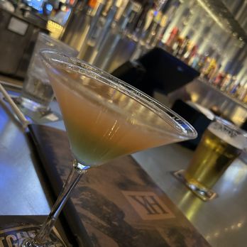 Yard House - Malibu Peach - New American Near Me - San Antonio, Texas Yard House - Malibu Peach - New American Near Me - San Antonio, Texas