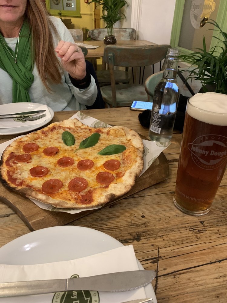 JOHNNY DOUGH’S WOODFIRED PIZZA 12 Photos 129 Mostyn Street