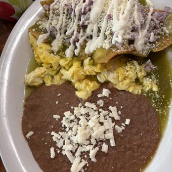 Las Mañanitas - Classic green chilaquiles - Mexican Near Me - Clovis, California