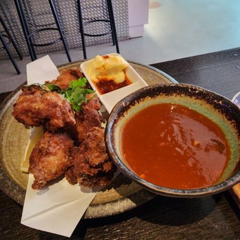 Dorinku Osaka - Chicken Karaage with hot sauce on the side - Japanese Near Me - Edmonton, Alberta Dorinku Osaka - Chicken Karaage with hot sauce on the side - Japanese Near Me - Edmonton, Alberta