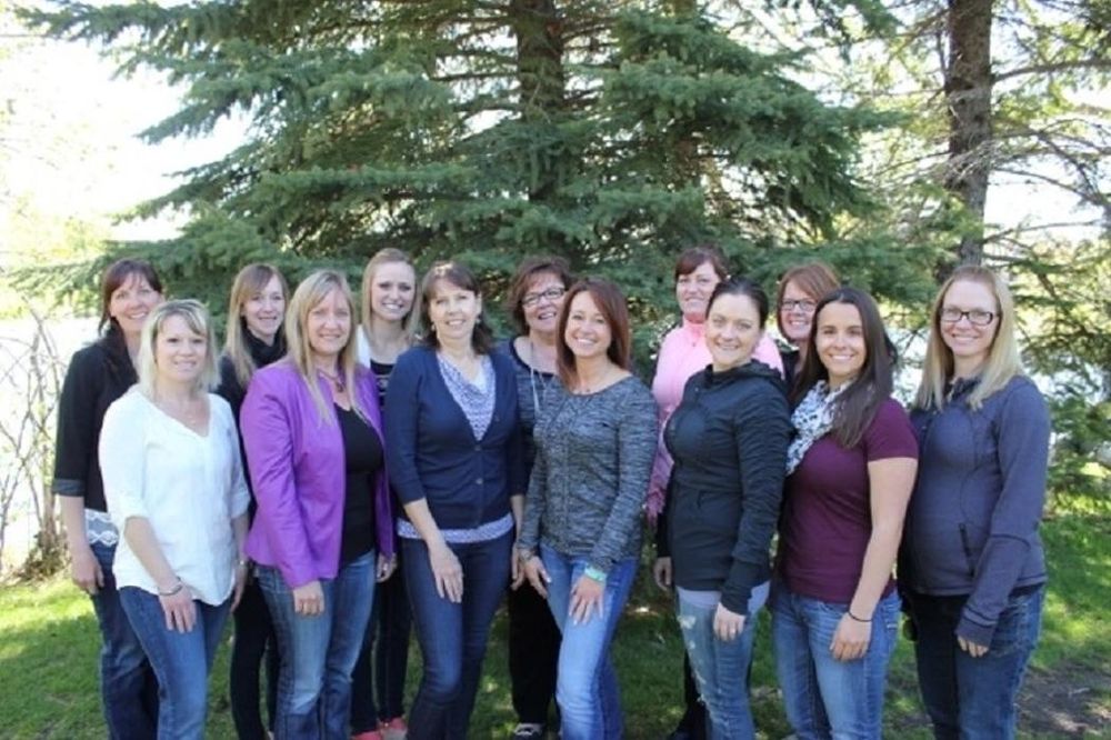 CRYSTAL SMILES Updated March 2024 34 Photos 26 Crystal Ridge